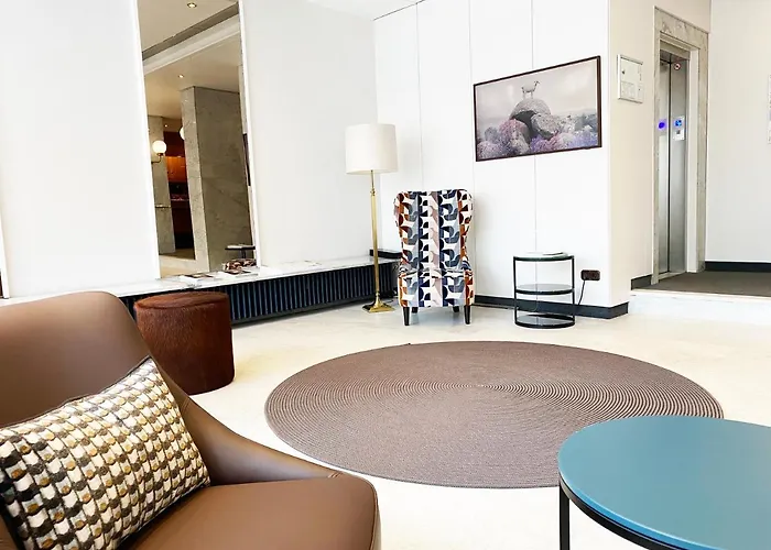 Domus Hotel
