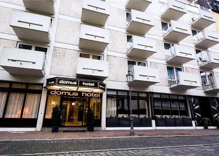 Ξενοδοχείο Domus 3*
